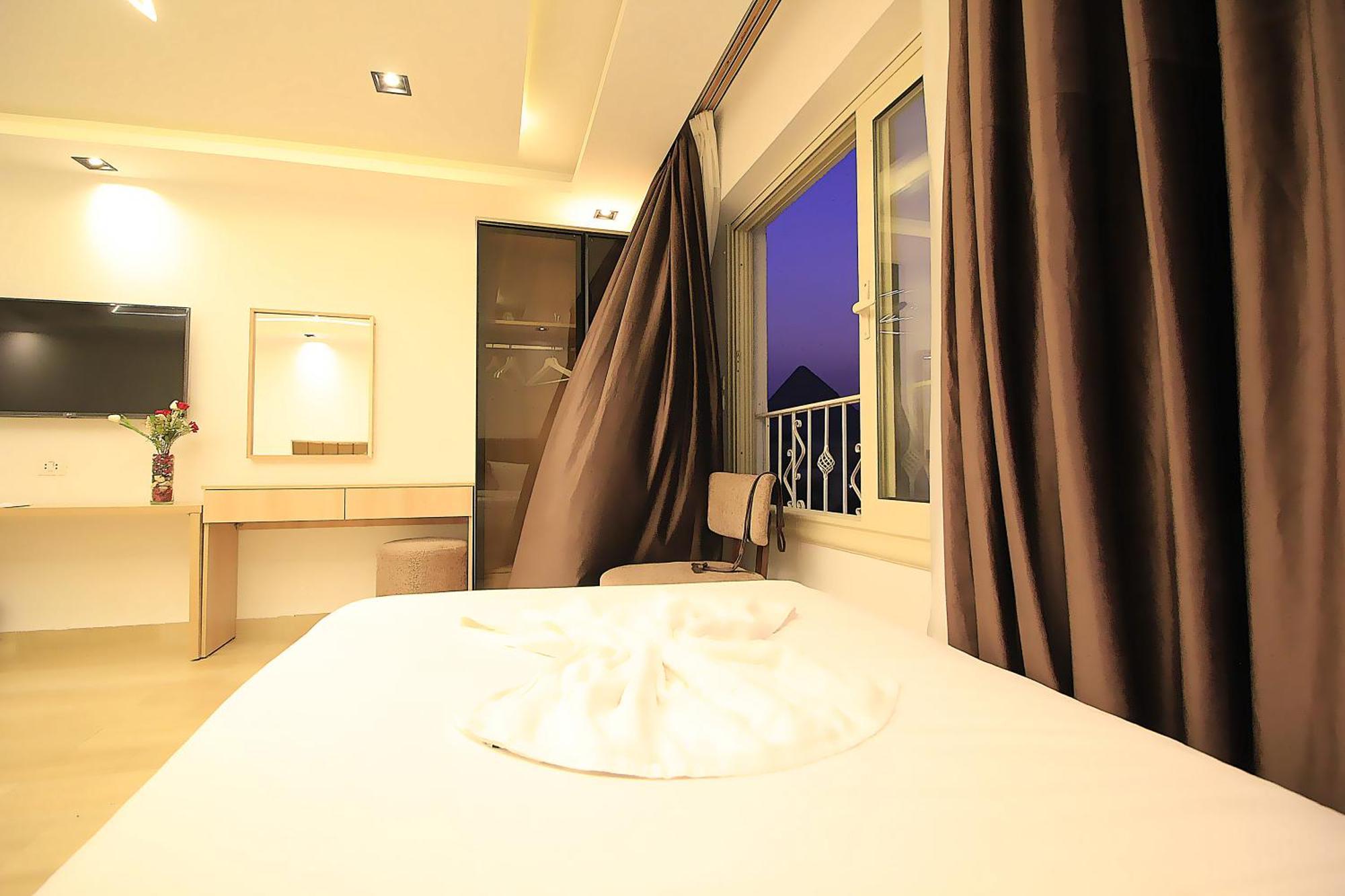 The Platinum Pyramid View Inn Kafrat al Jabal Екстер'єр фото