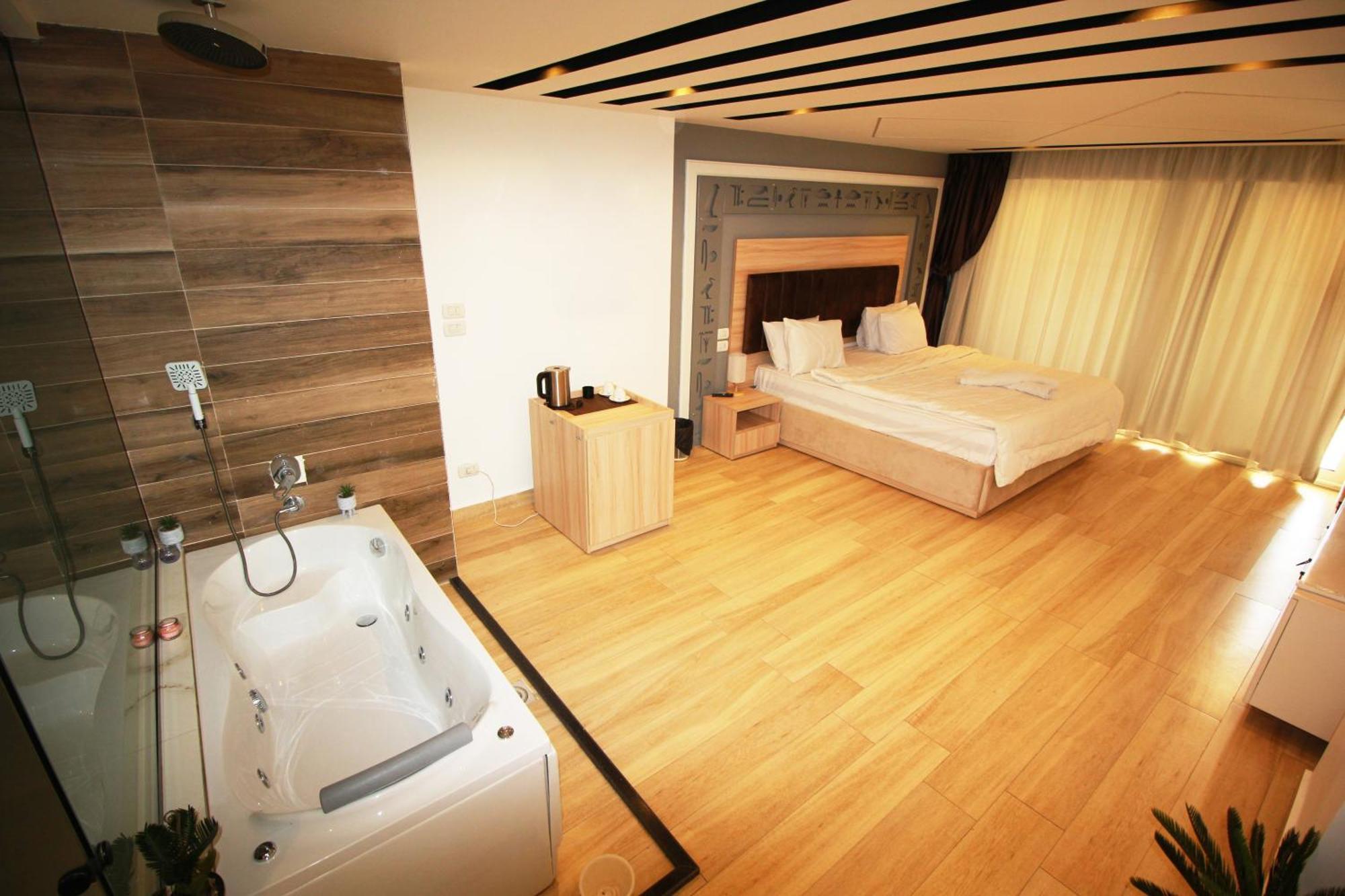 The Platinum Pyramid View Inn Kafrat al Jabal Екстер'єр фото