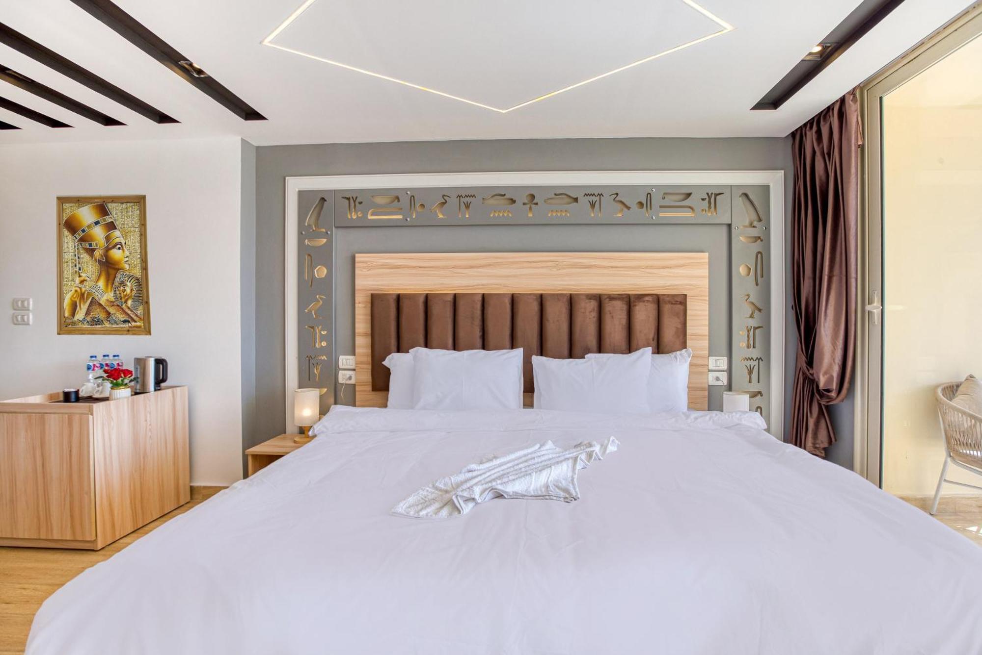 The Platinum Pyramid View Inn Kafrat al Jabal Екстер'єр фото